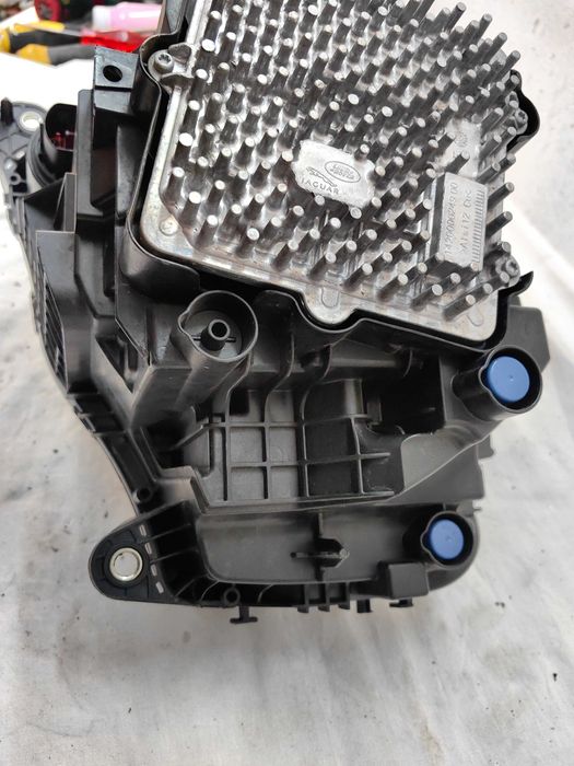 Оригинален фар Land Rover Defender Full Led