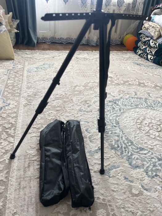 Мольберт продам 2шт