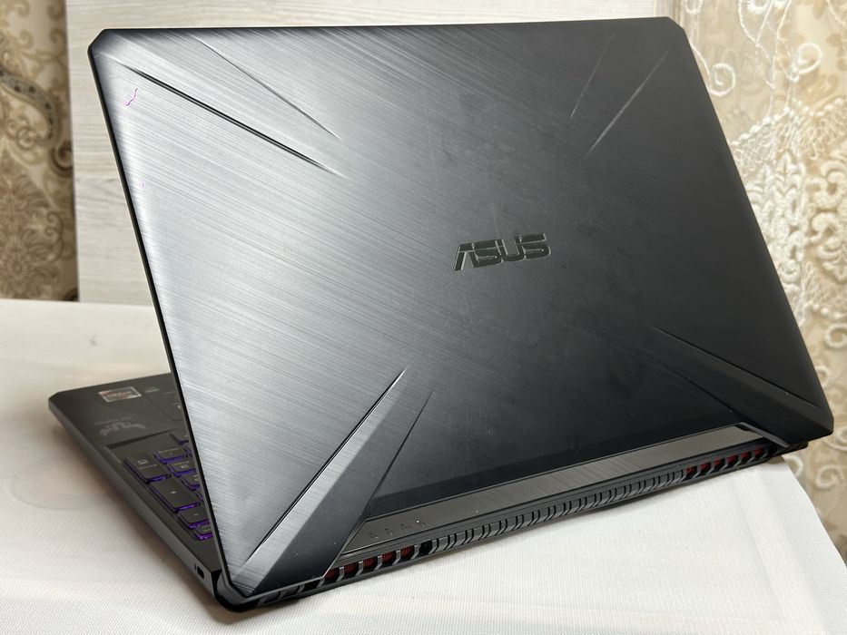Мощный игровой ноутбук Asus TUF F15 FX505 AMD Ryzen 5 8/512 GTX 1650