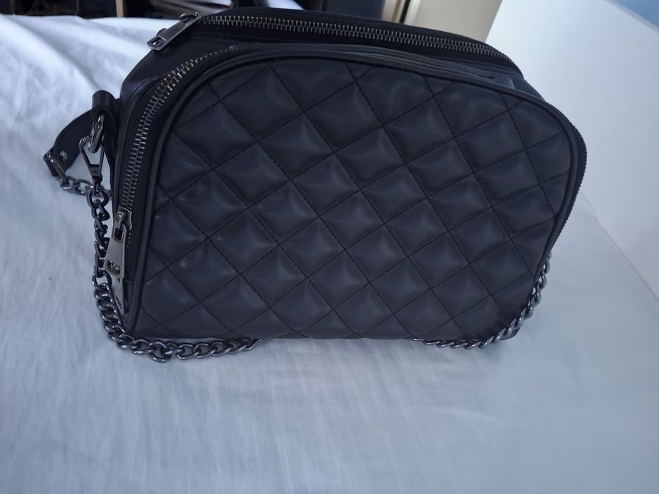 Дамска  чанта ..