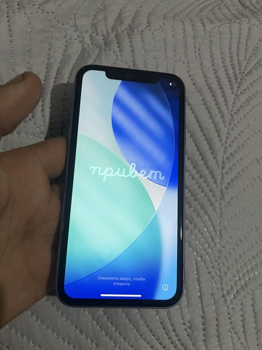 Продам айфон 11.