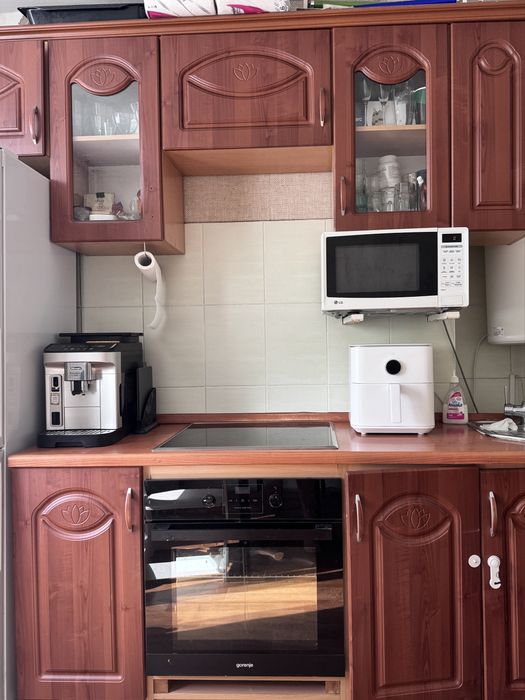Срочно продается кухня угловая