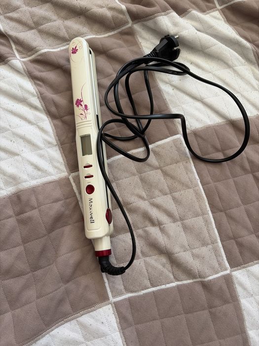 Продам выпрямитель для волос