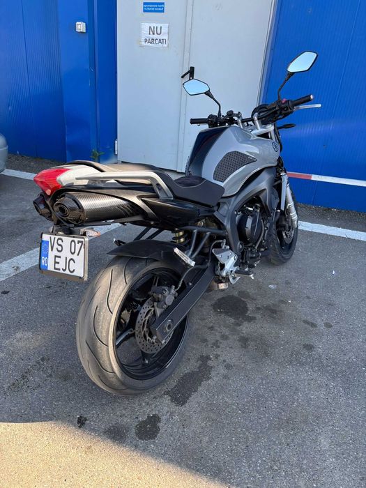 Yamaha FZ6 Naked