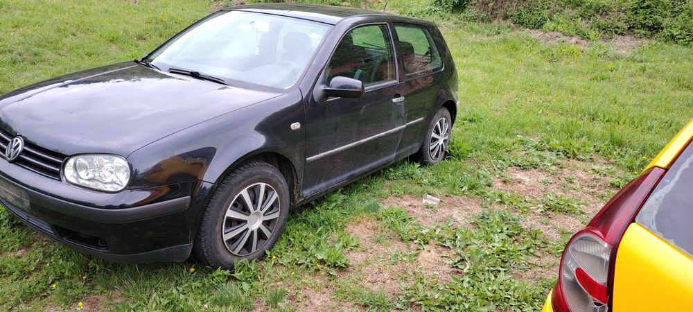 Продавам голф 4 1.4 на Части!!