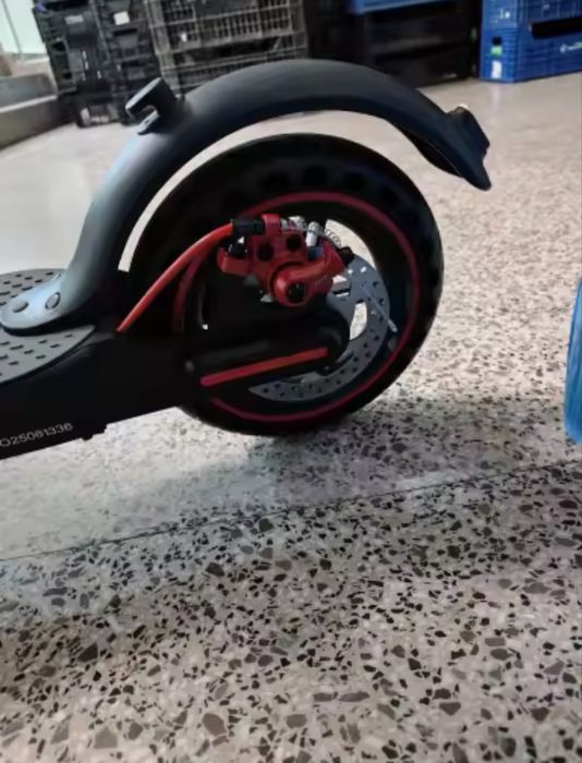 Trotineta electrica NOU NOUTA