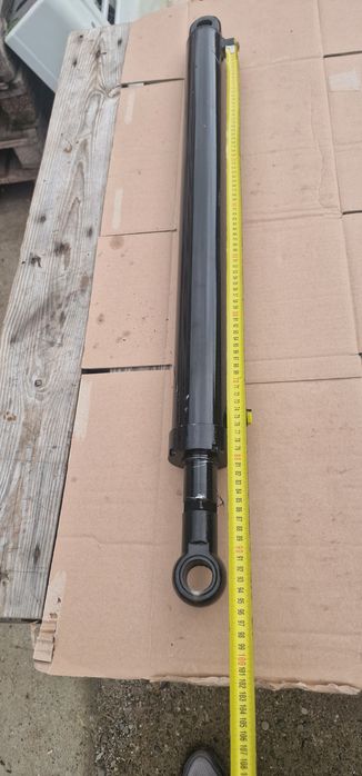 Cilindru hidraulic 1000 mm închis 1 m deschidere 70 cm tija grosime 40