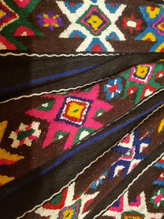 Valnic vechi de lana tesut manual