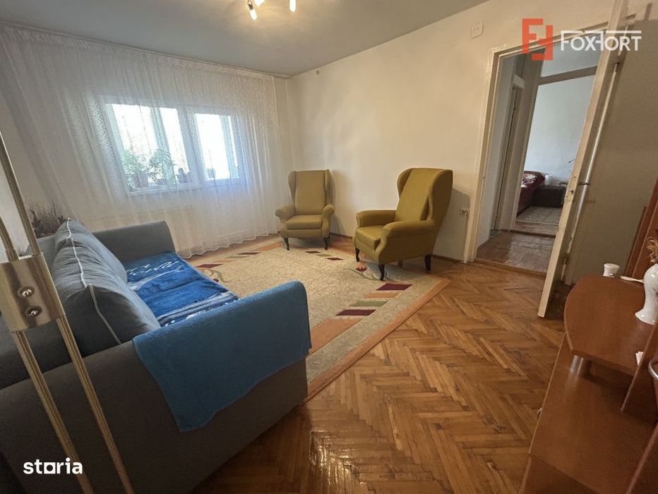 Apartament cu 3 camere de vanzare - Girocului