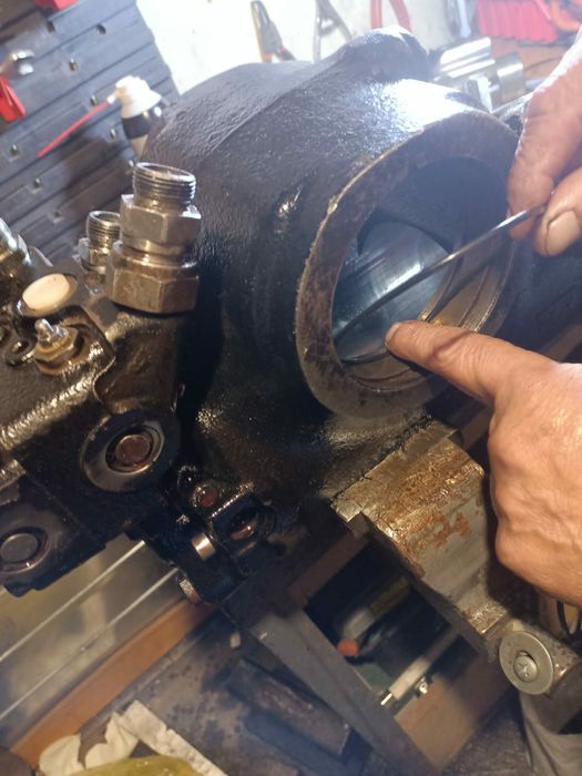 Reparati casete directie camioane