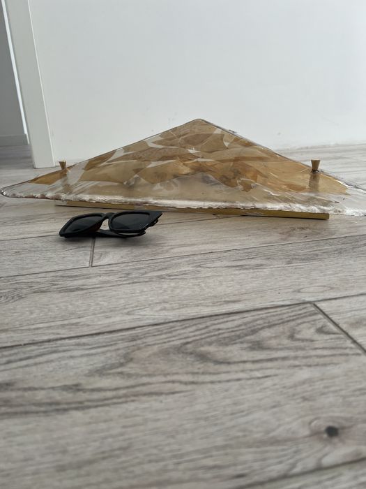 Продам люстру в хорошем состоянии