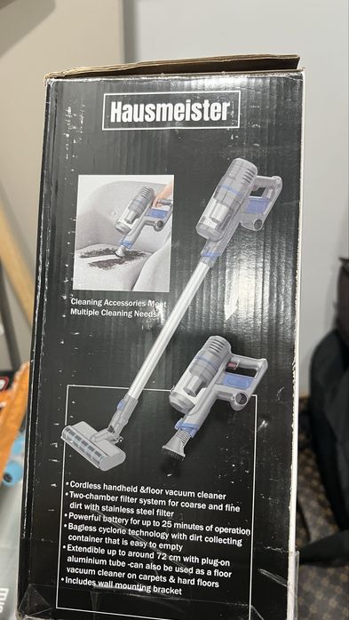 Пылесос безпрободной продам