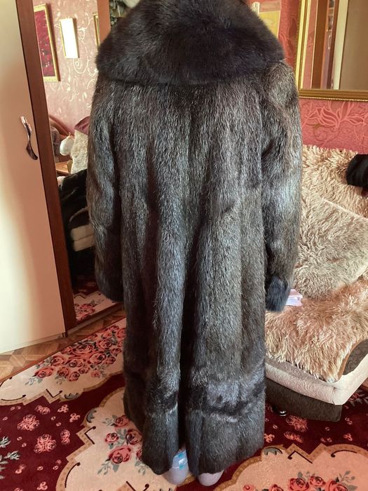 Шуба нутриевая женская