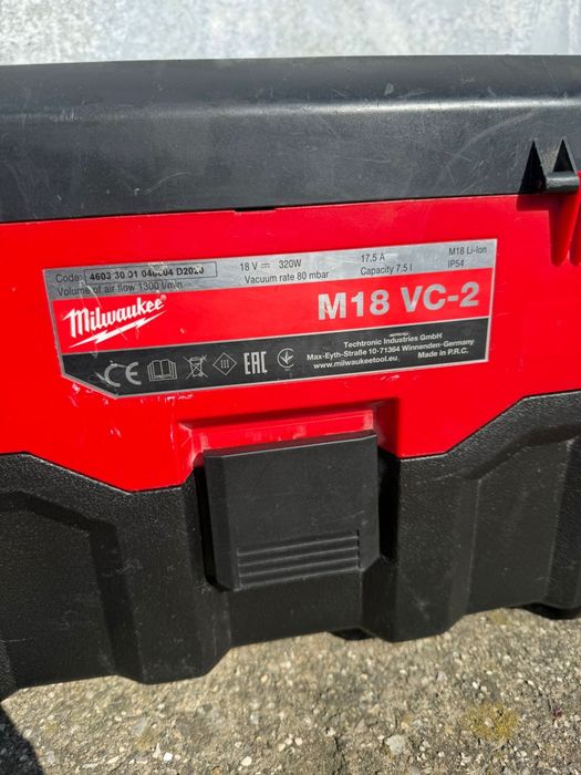 Aspirator Milwaukee m18 vc-2 18v