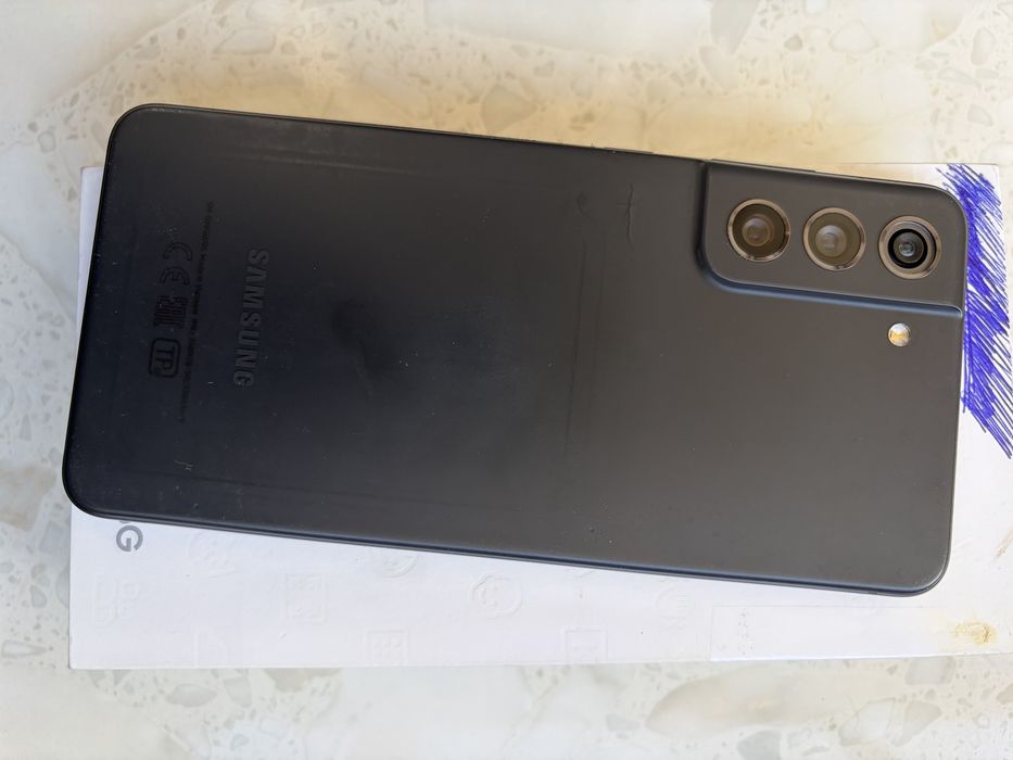 Продам сматрфон Samsung S21 FE 5G