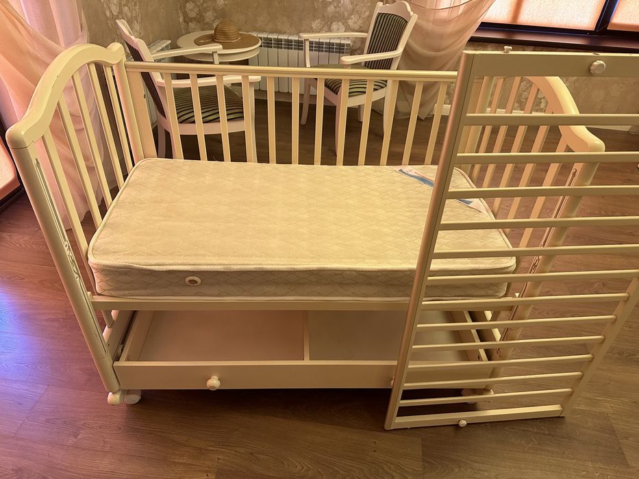 Кроватка детская