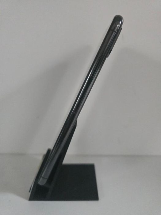 Telefon mobil Apple iPhone XS Max, 64GB -P-