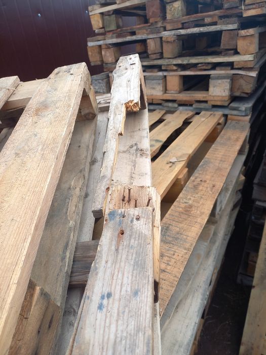 Закупаем сломанный Поддоны