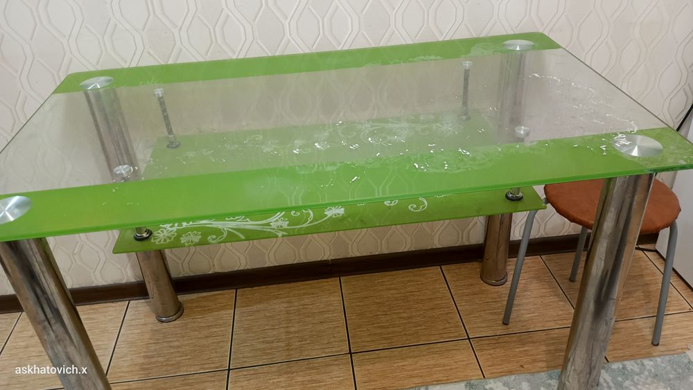 продам стол есть торг