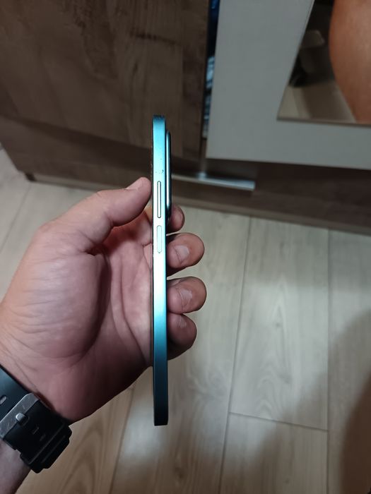 HONOR 200 Lite 5G – 8GB RAM / 256GB – AMOLED 6.7"