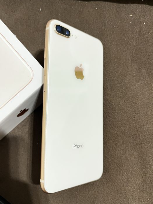 IPhone 8 plus в идеальном состояний, цена договорная.
