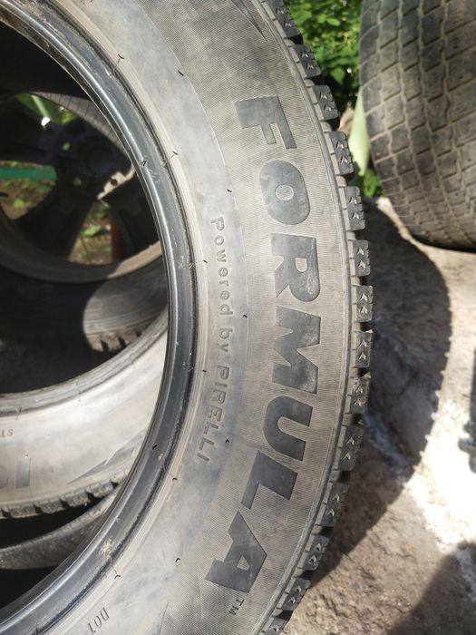 Шины зимние шипованные 225/60R17