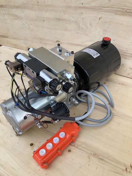 Pompa hidraulica ridicare lama zapada , pompa 24 volti sararita