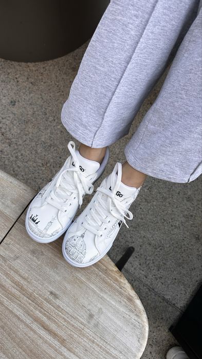 Стильные кеды Dogo