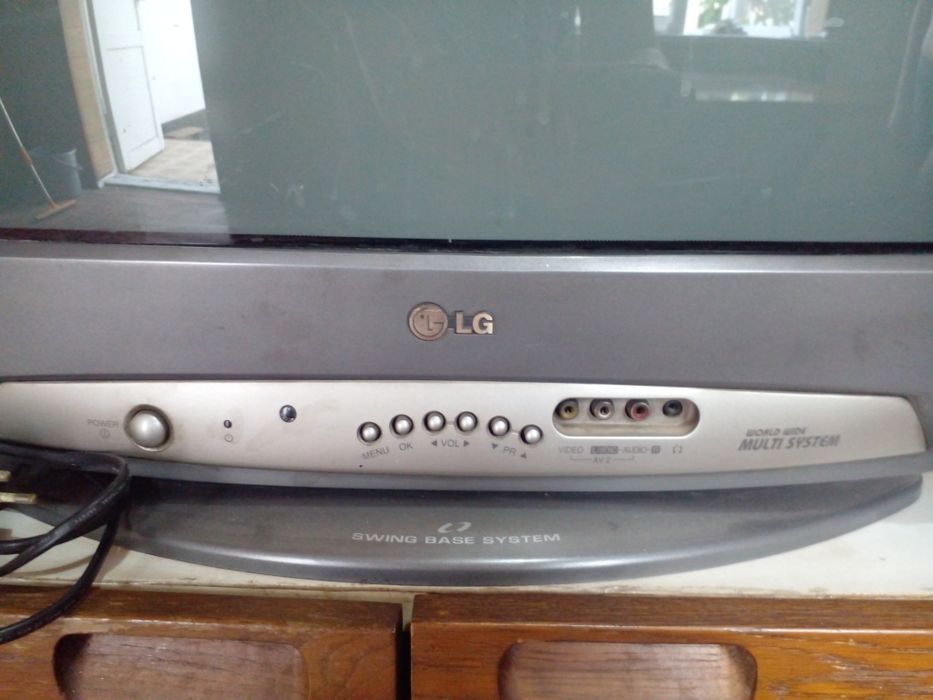 Телевизор LG телевизор