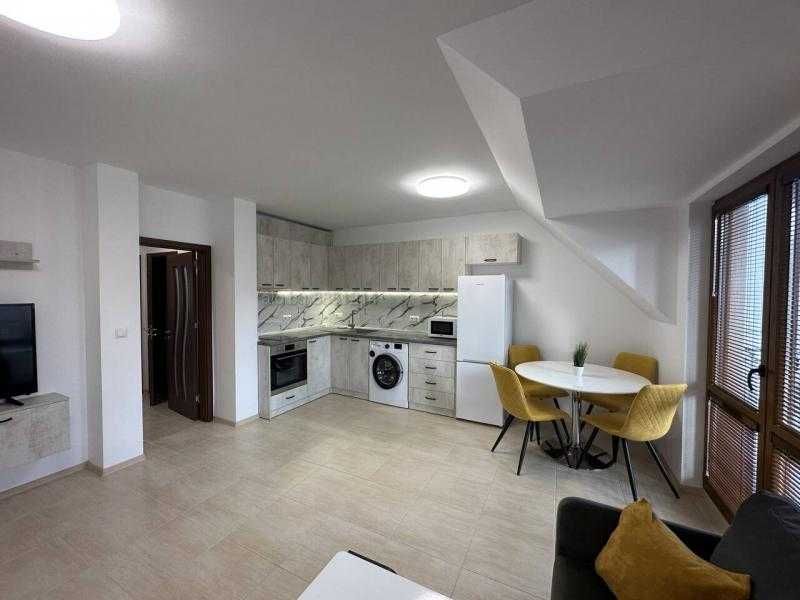 Чисто нов, двустаен апартамент в Лазур!