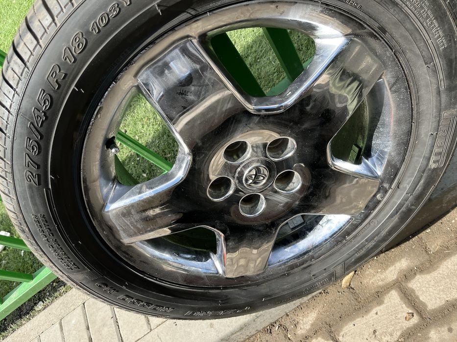 Резина Пирели на оригиналовских дисках