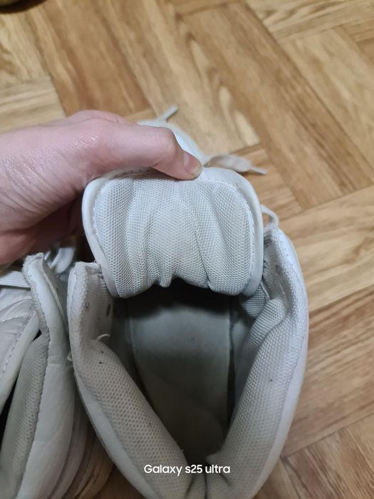 Кроссовки Nike 36-37 пазмер