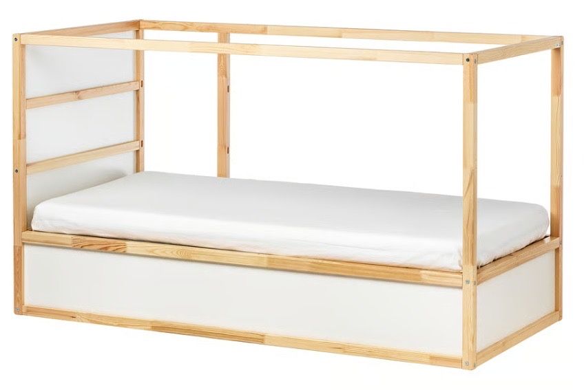 Продам двухярусный кровать ikea