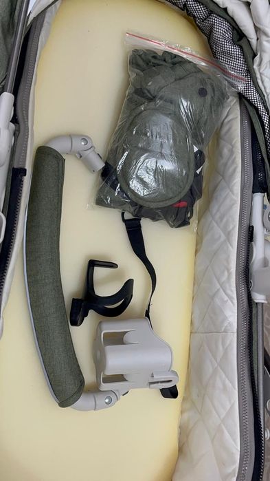 Продам отличную коляску