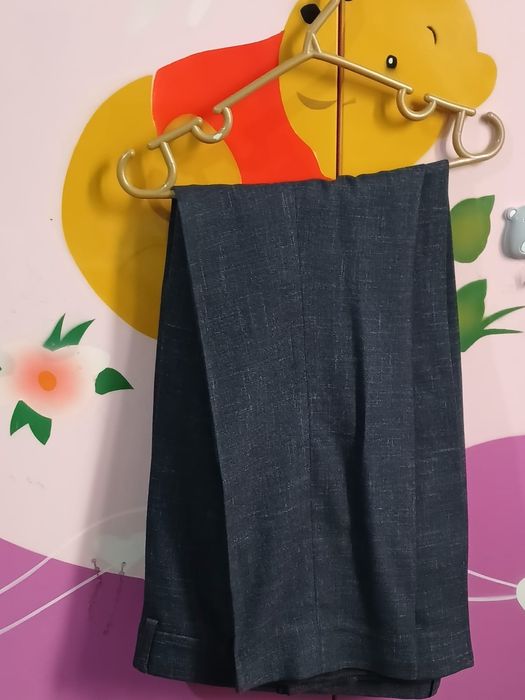 Костюм  тройка 48 размер