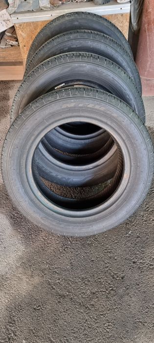 Продам резину Nitto