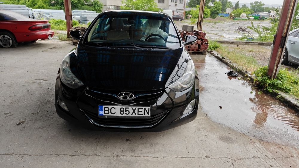 Hyundai Elantra 1.6 mpi 132 cai