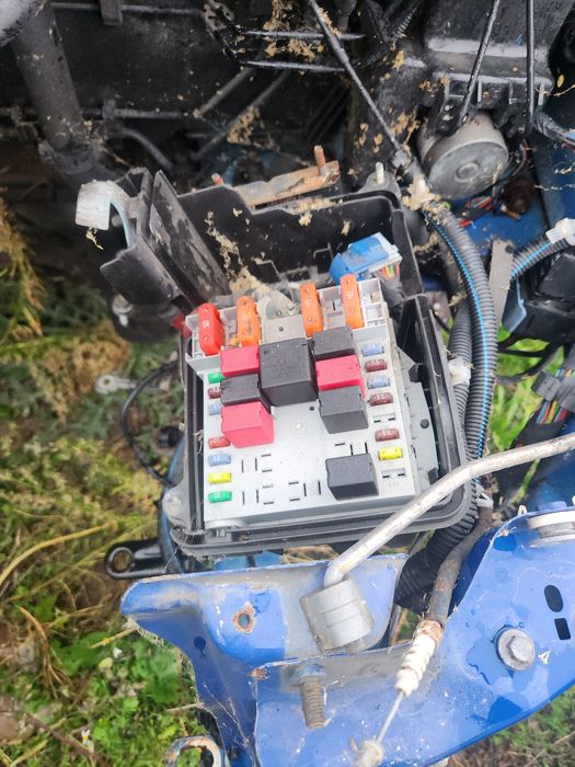 Faruri. Bară. Capotă. Aripă Citroen Jumper