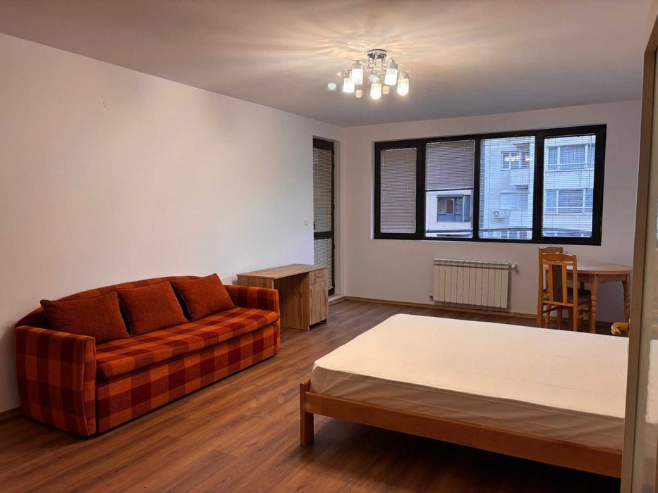 Дава се под наем Многостаен апартамент в София, Изток - 140 кв.м за 1000 € - Снимка #8