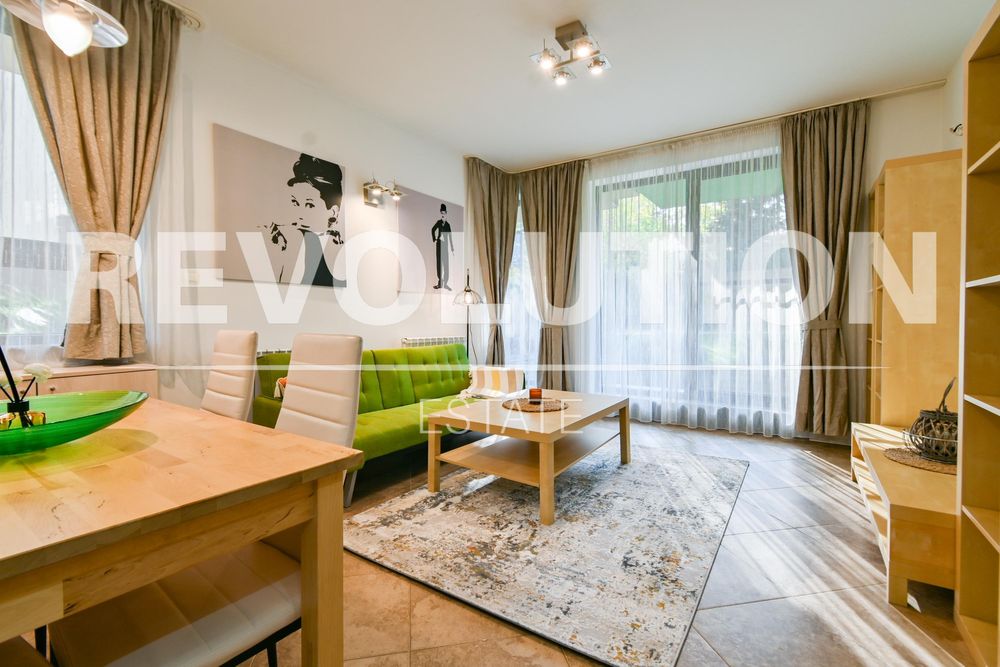 Дава се под наем Двустаен апартамент в София, Симеоново - 80 кв.м за 664 € - Снимка #2