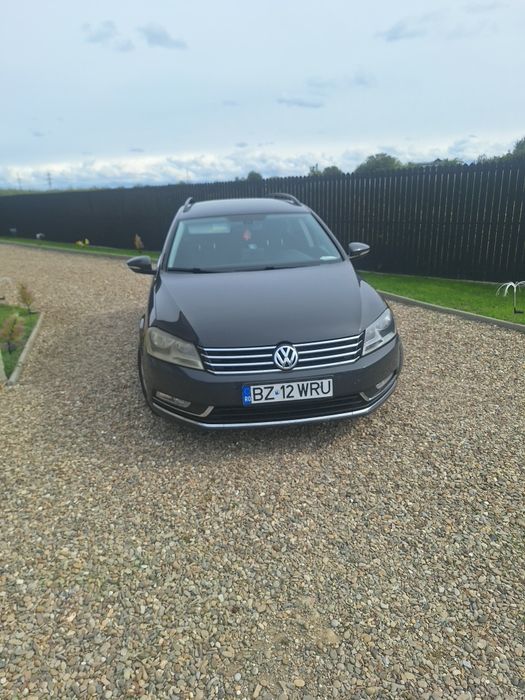 VOLKSWAGEN Passat 2012 — imagine 1