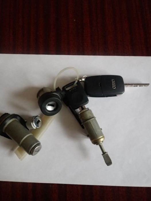 продам ауди А6с5 по запчастям