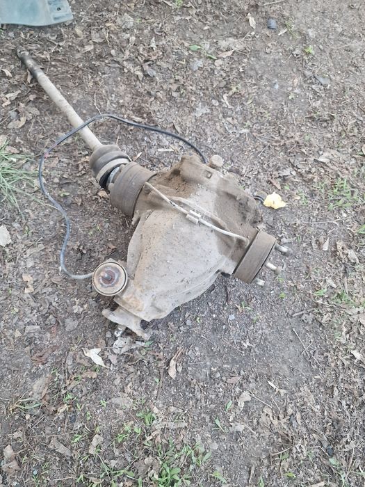 Продам редуктор мерс 124