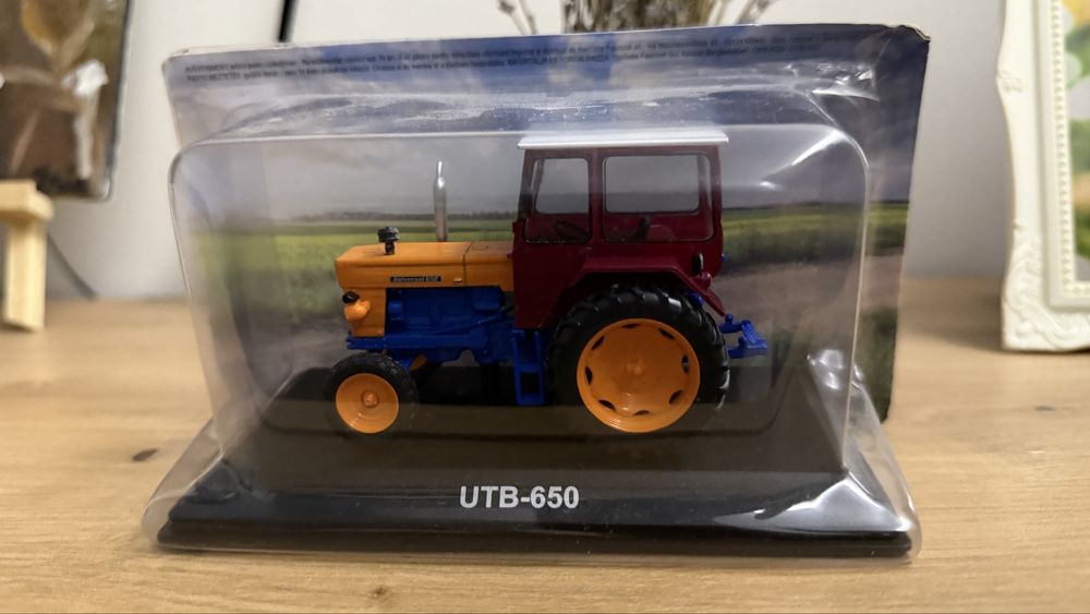 Macheta tractor UTB 650