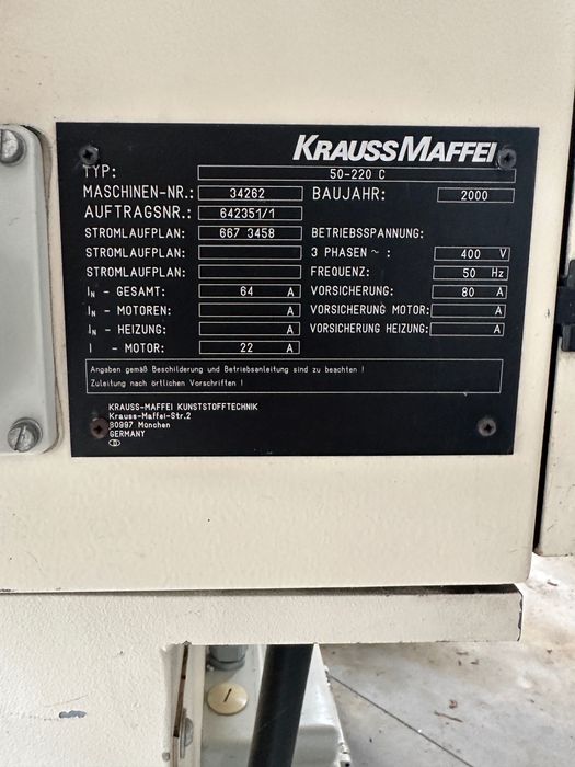 Vând mașini Injectie mase plastice