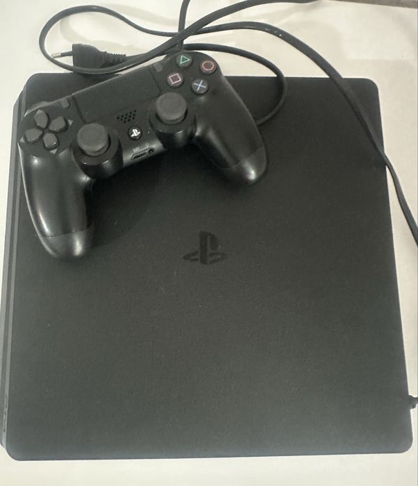 Playstation slim 4