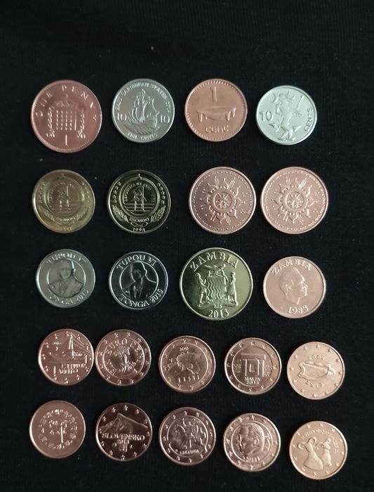 Продаются монеты