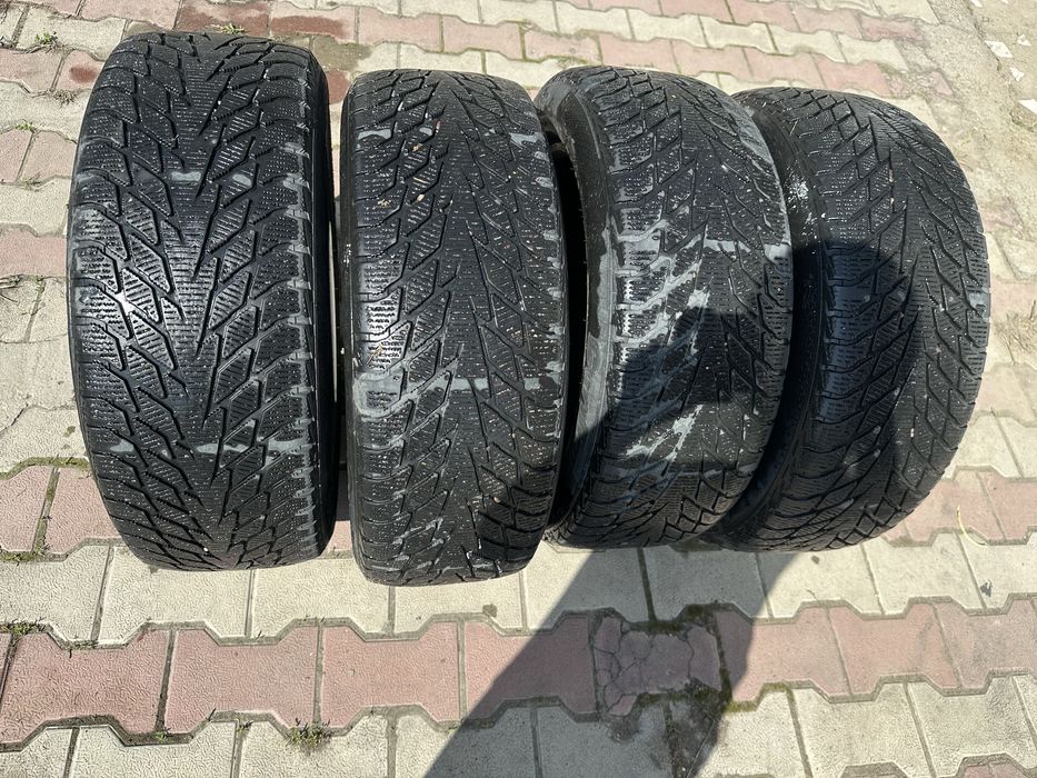 Продам зимние шины