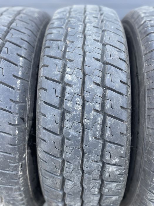 4x 215/75R16C STARMAXX ProVan