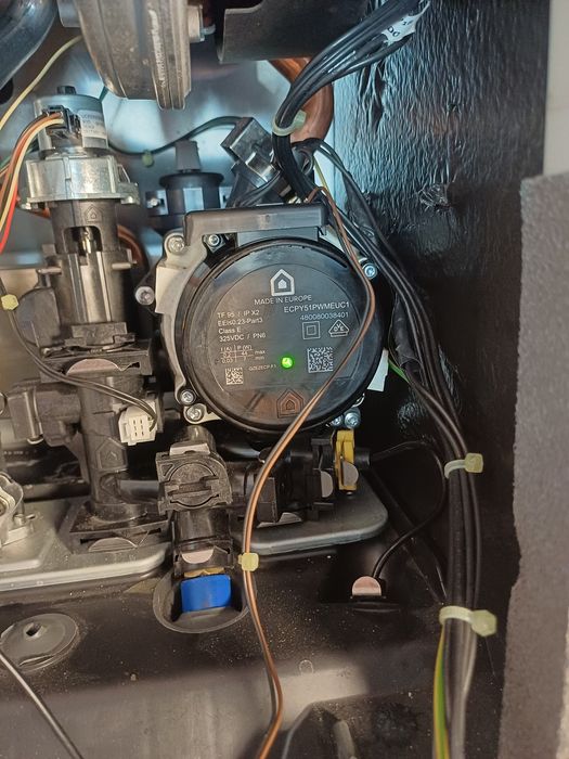 Pompe Wilo , Ariston